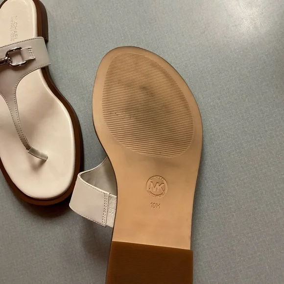 Michael Kors White Sandals - Picture 4 of 4